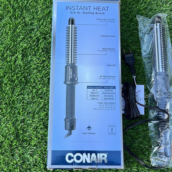 CONAIR Instant Heat Brush - Picture 5 of 5